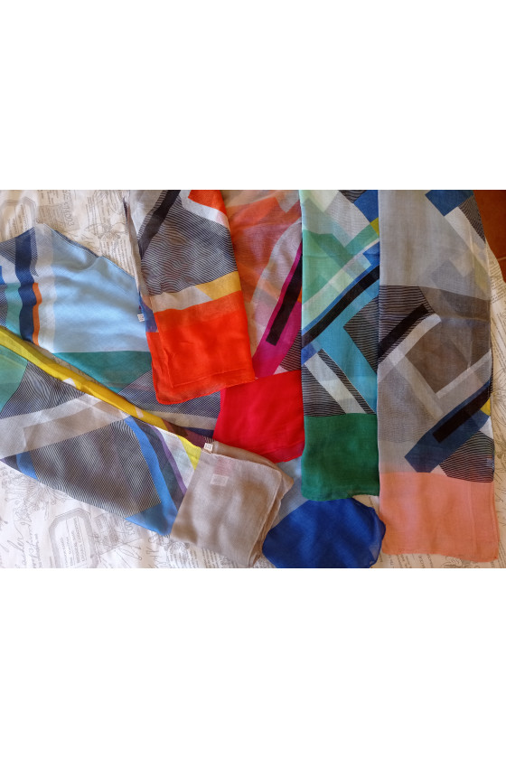 Pañuelos con Forma Geométrica